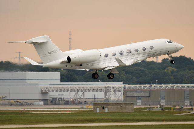 Gulfstream Aerospace Gulfstream V (N550XX) - 08-15-21 Runway 32 departure