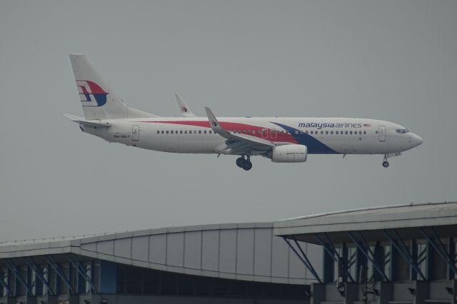Boeing 737-800 (9M-MXT)