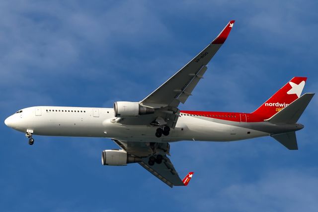 BOEING 767-300 (VP-BOQ) - nordwind airlines