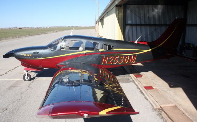 Piper Cherokee (N2530M)