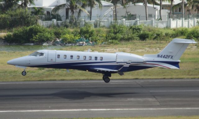 Learjet 45 (N442FX)