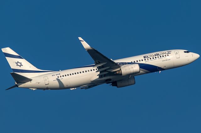 Boeing 737-800 (4X-EKB)