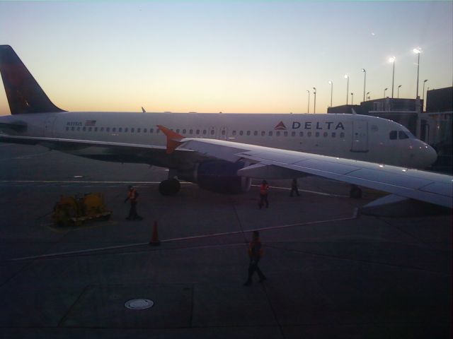 Airbus A319 — - I think this one was loading to KMEM... I have seen more Delta Airbuss around than Boeings... Oh and Im on the US Airway PSA jet.