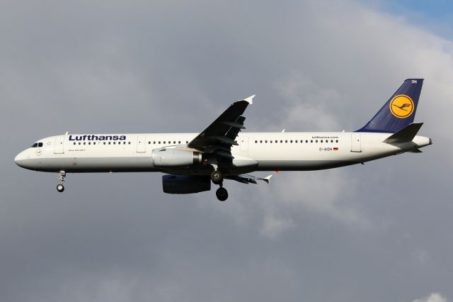 Airbus A321 (D-AIDH)