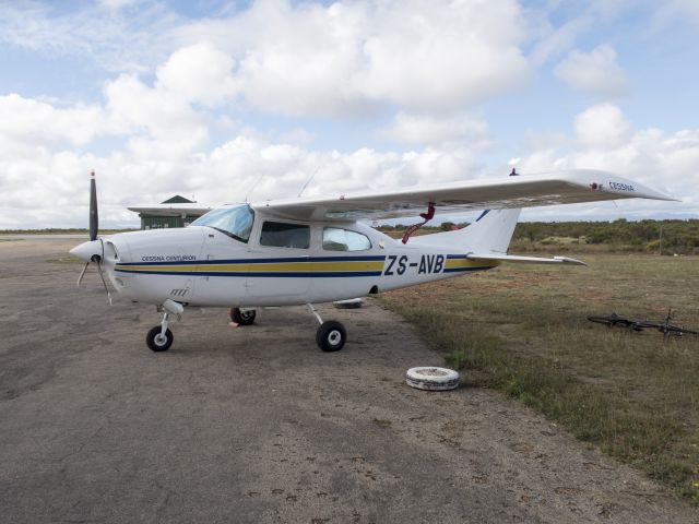 Cessna Centurion (ZS-AVB) - 14 NOV 2016.