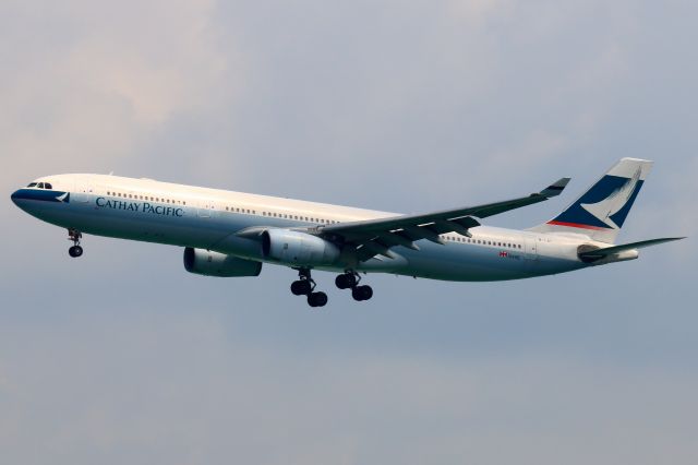 Airbus A330-300 (B-LAI)