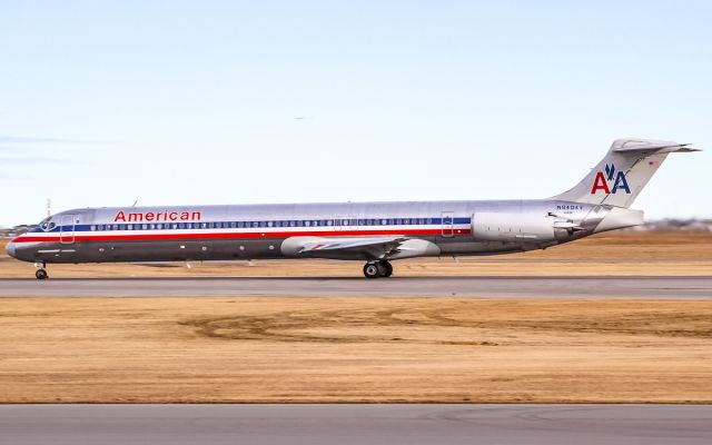 McDonnell Douglas MD-83 (N9404V)