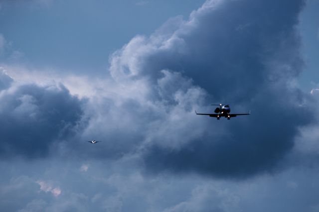 Learjet 60 (N65LJ)