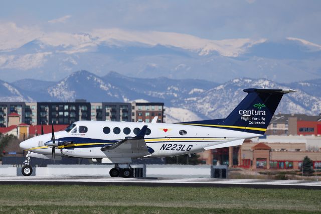 Beechcraft Super King Air 200 (N223LG) - Heading to Co. Springs from rwy 17L 4-23-2023