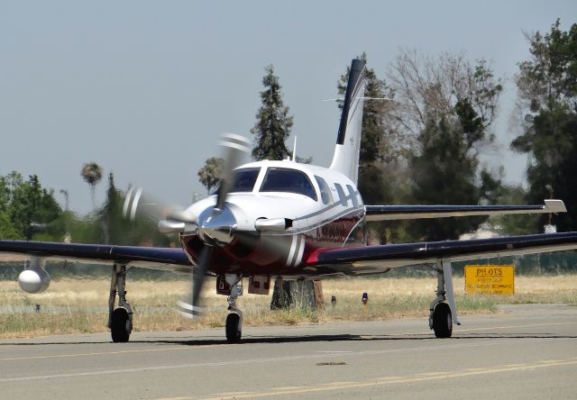 Piper Malibu Meridian (N6101G) - Taxing to its hangar for the first time at KRHV.