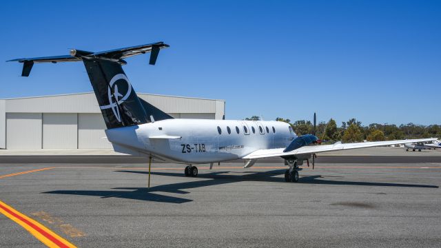 Beechcraft 1900 (ZS-TAB) - On delivery to PenJet, later became VH-PJQ