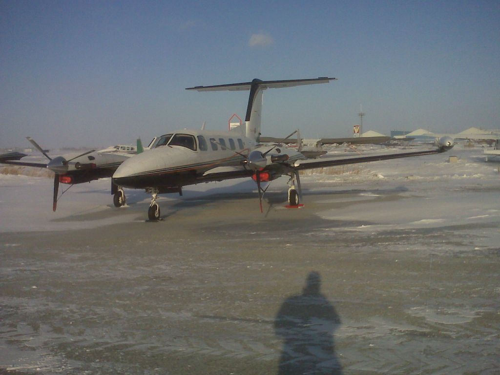 Piper Cheyenne 3 (C-GBOT)