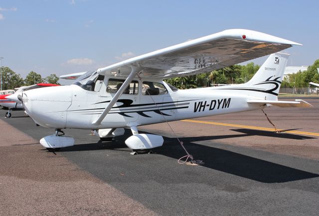 Cessna Skyhawk (VH-DYM)