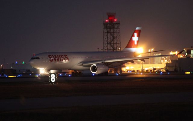 Airbus A330-300 (HB-JHJ) - 04/06/18 In line to take off for Zurich, Switzerland.