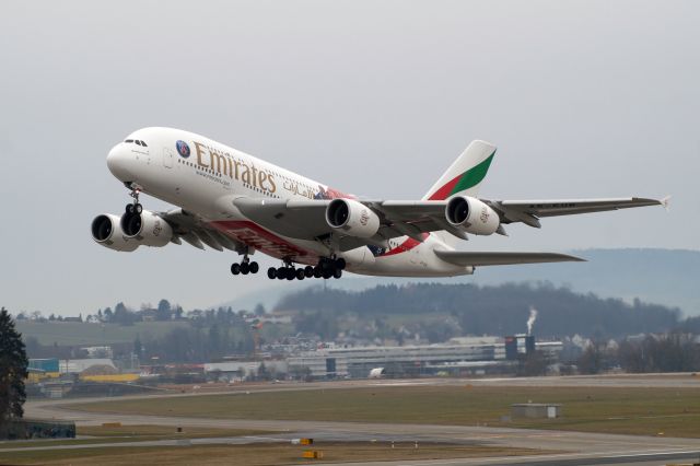 Airbus A380-800 (A6-EUB) - Emirates A388 A6-EUB - PSG Livery taking off a rainy day from Zurich. Unfortunetally this livery has now been erased.