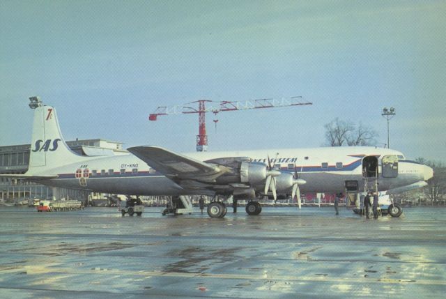 Douglas DC-7 (OY-KND) - SCANNED FROM POSTCARDbr /SAS