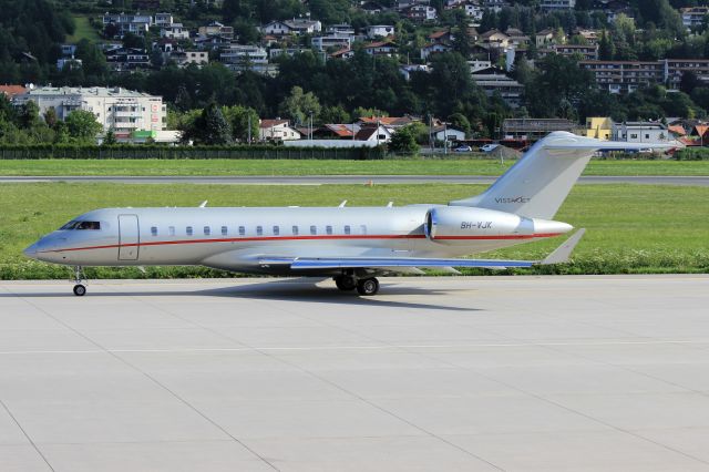 Bombardier Global Express (9H-VJK)