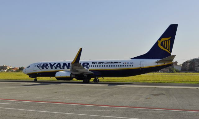 Boeing 737-800 (EI-DLM) - Ryanair Boeing 737-8AS(WL) EI-DLM in Rome Ciampino Airport