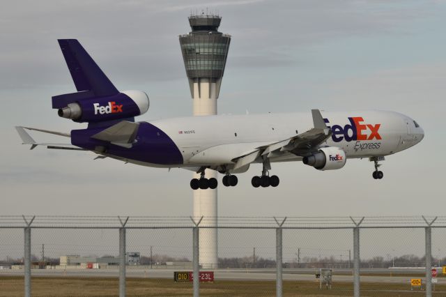 Boeing MD-11 (N621FE) - 12-27-23 5-R