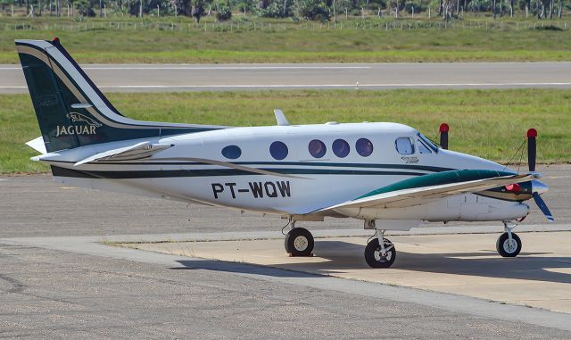 Beechcraft King Air 90 (PT-WQW)