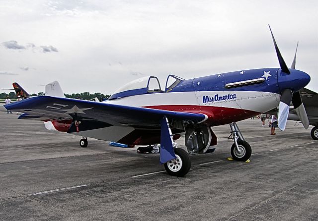 North American P-51 Mustang (N991R)