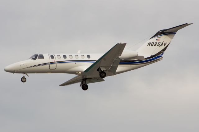 Cessna Citation CJ3 (N825AV)