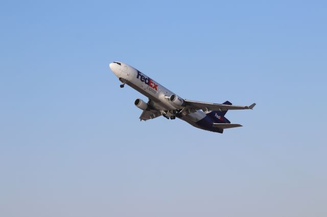 Boeing MD-11 (N582FE)