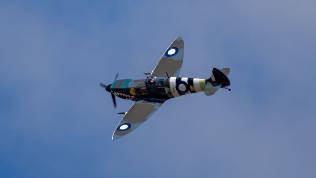 SUPERMARINE Spitfire (VH-NKM)