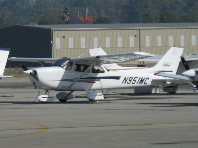 Cessna Skyhawk (N951MC) - Parked at Fullerton