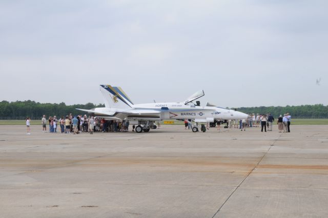 McDonnell Douglas FA-18 Hornet — - The occasion is the 30th Anniversary of the F/A-18. The aircraft is painted in the original color scheme as the first F/A-18. Flyin to the Wildwood Airport NJ