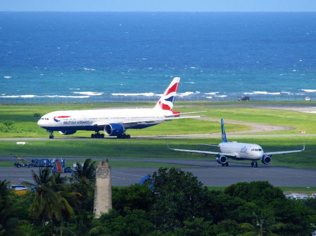 Boeing 777-200 (G-VIIX)