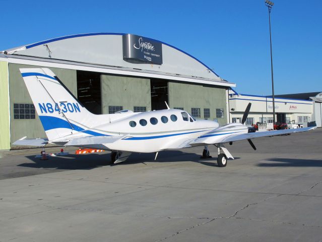 Cessna 421 (N8430N)