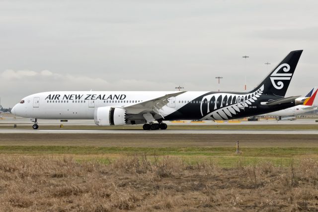 Boeing 787-9 Dreamliner (ZK-NZG)