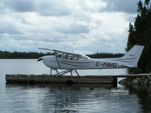 Cessna Skyhawk (C-FAVG) - DEAD MANS POND.