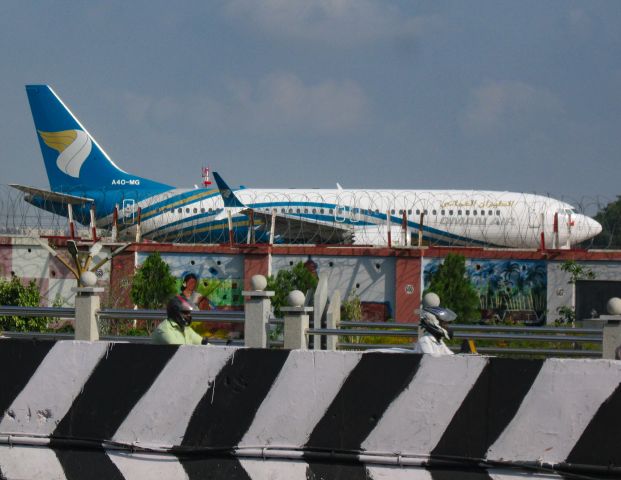 Boeing 737-700 (A40MG)