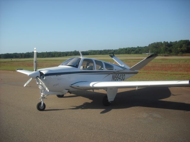 Beechcraft Bonanza (36) (N6643Q)