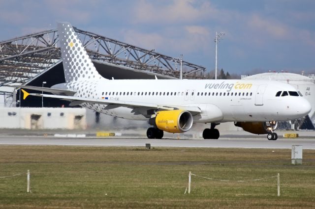 Airbus A320 (EC-KMI)