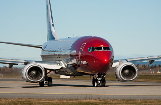 Boeing 737-800 (LN-NOP)