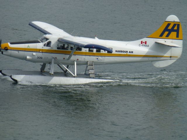 De Havilland Canada DHC-3 Otter (C-FHAA)