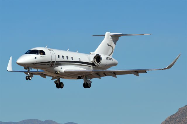 Embraer Legacy 450 (N810PG)