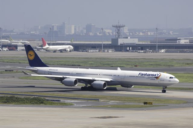 Airbus A340-600 (D-AIHQ) - Taxing at Tokyo-Haneda Intl Airport on 2014/07/27 ;Fanhansa World Cup c/s