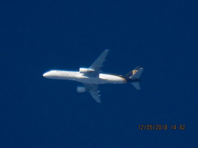 Boeing 757-200 (N428UP)