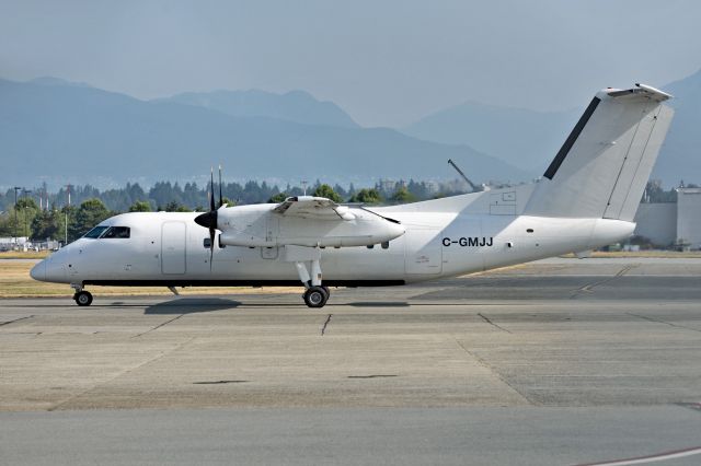 de Havilland Dash 8-100 (C-GMJJ)
