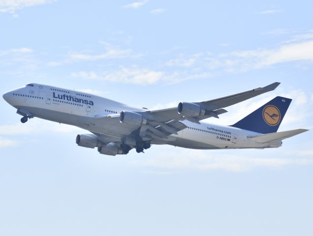 Boeing 747-400 (D-ABVU)