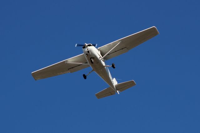 Cessna Skyhawk (N125S)
