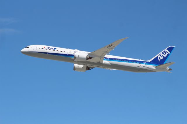 BOEING 787-10 Dreamliner (JA984A) - DEPARTURE FROM 25R TO HNL