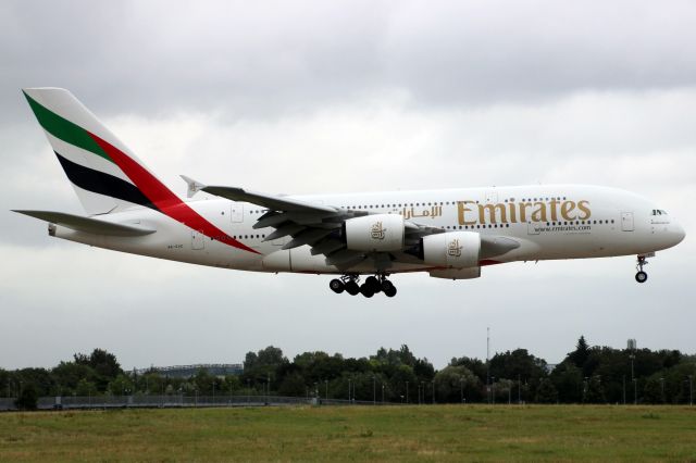 Airbus A380-800 (A6-EVC) - On short finals for rwy 09L on 30-Jul-19 operating flight UAE29 from OMDB.