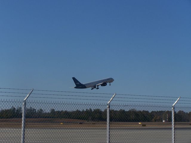 Boeing 757-200 (N526NA) - 757 Leavin Jones County for St petersburg, Fl