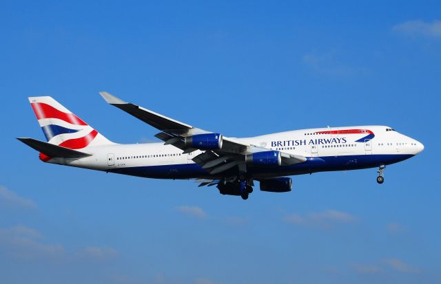 Boeing 747-400 (G-CIVR) - Taken from the threshold of 29L