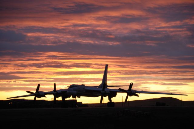 Tupolev Tu-142 — - "Crimson Skies"